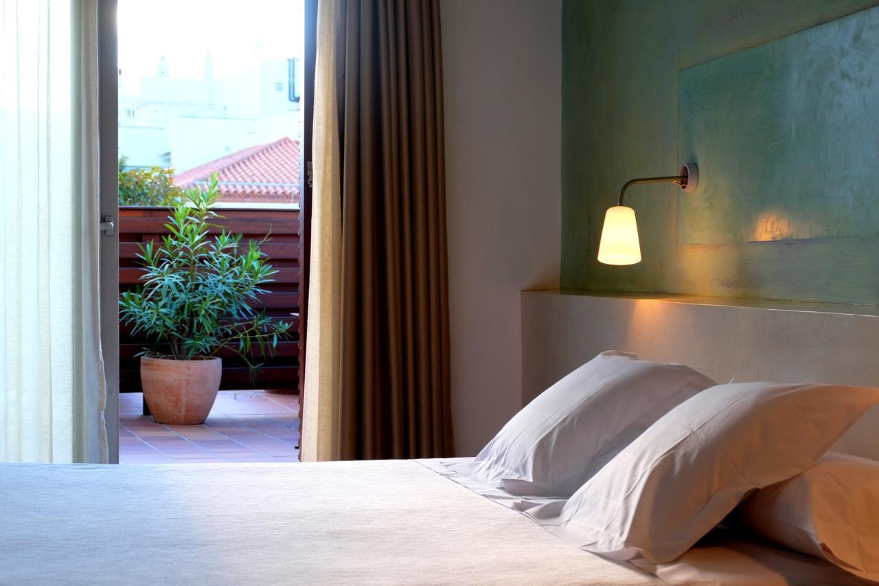 Hotel Carmen Roses Kültér fotó