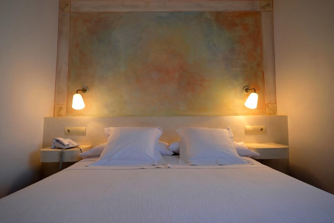 Hotel Carmen Roses Kültér fotó